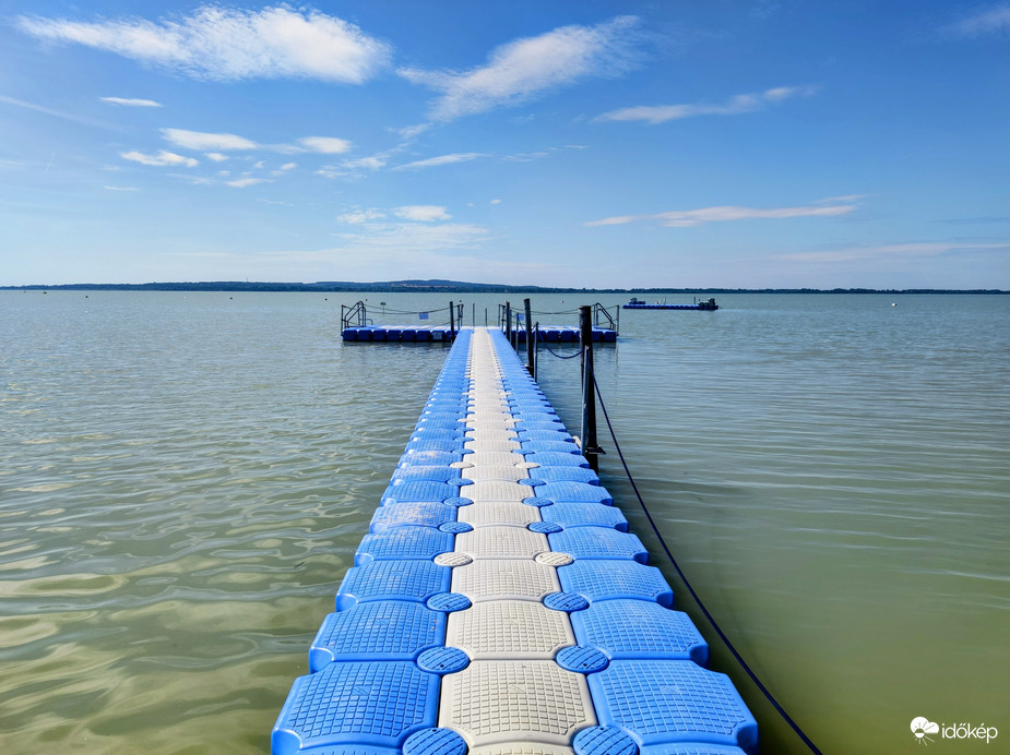 Vár a Balaton!