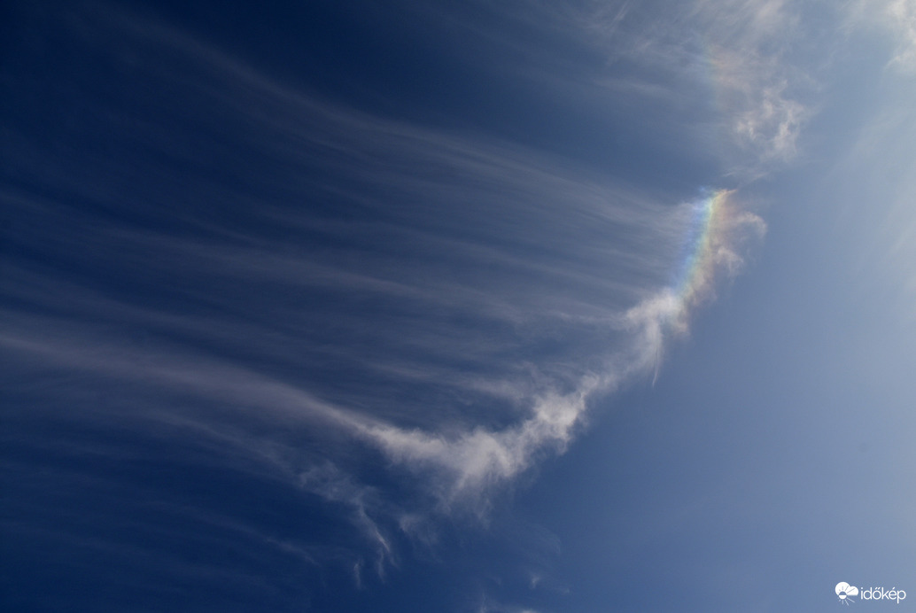 Zenitkörüli ív darabka