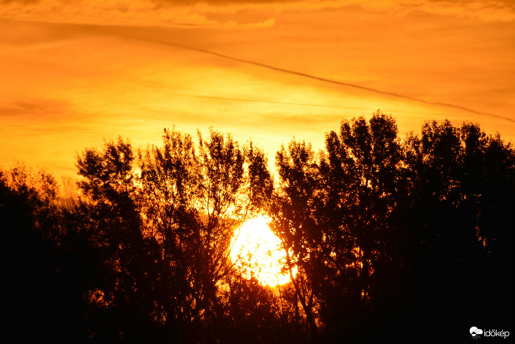 Napkelte Balatongyörökön 10.10.