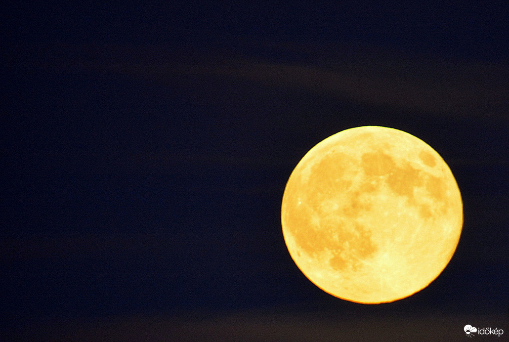 Novemberi Telihold 11.05.