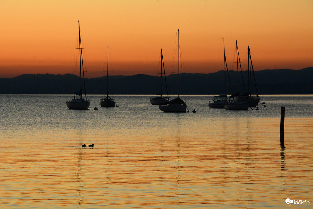 Naplemente utáni pillanatok a Garda-tónál 12.13.