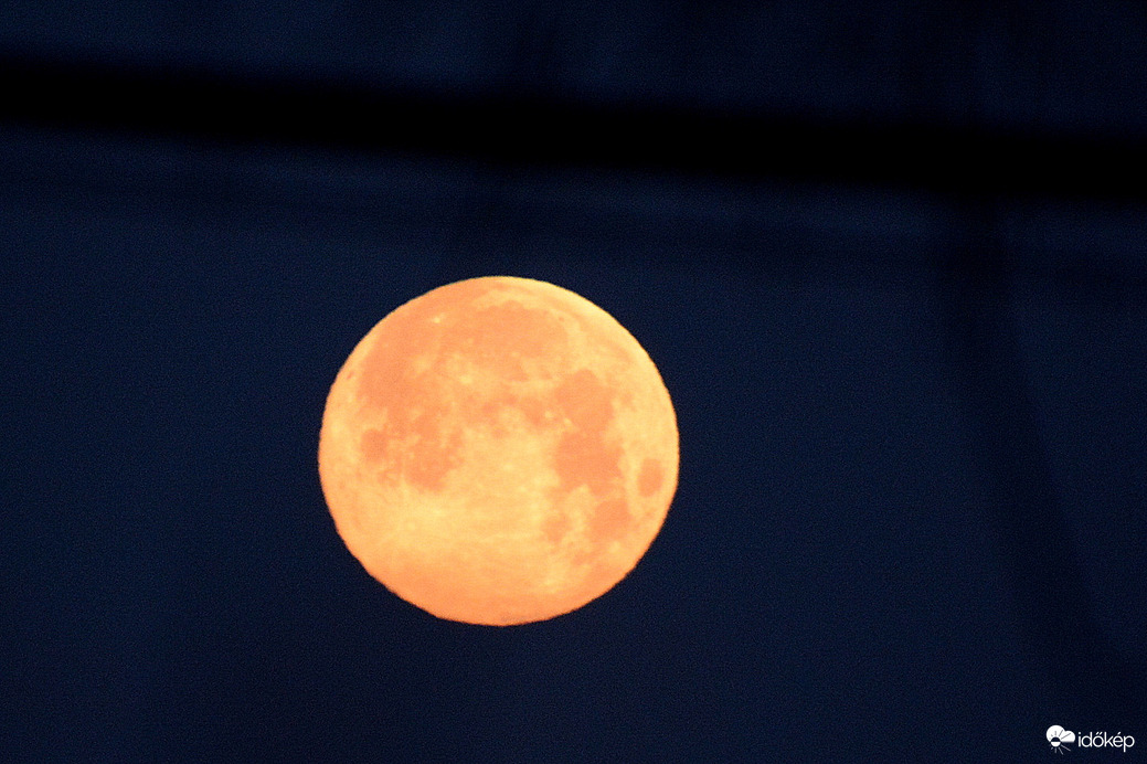 Hajnali Telihold 01.03.