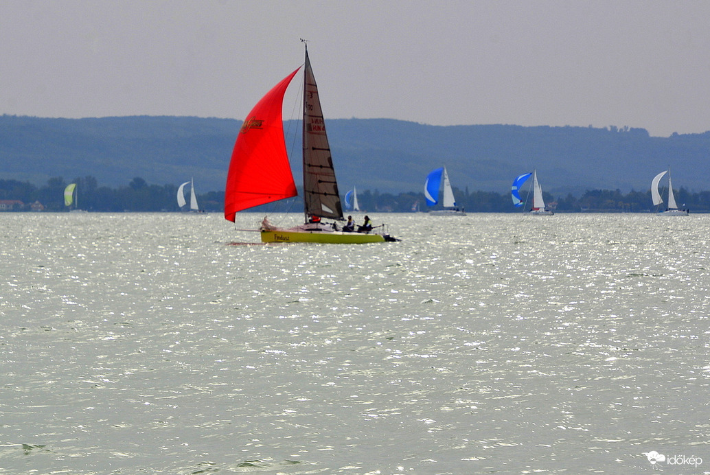 Flottabajnokság - Balatonfüred 10.08. (Balatonszepezdről fotózva)