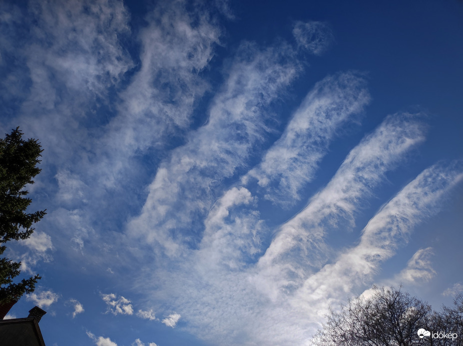 Érdekes felhők 03.23.