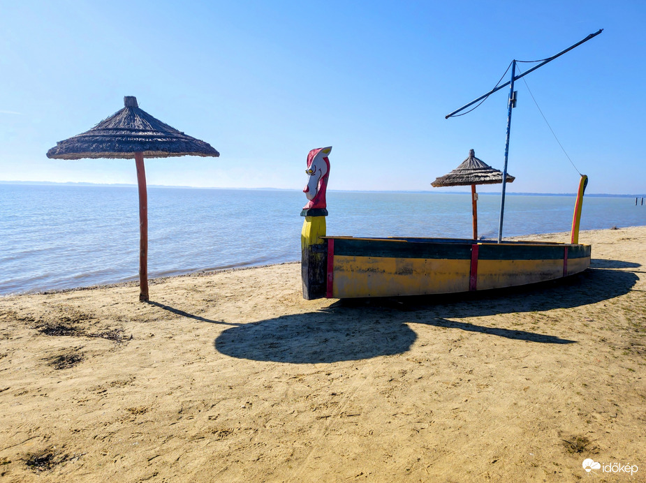 A tél csak árnyéka már önmagának