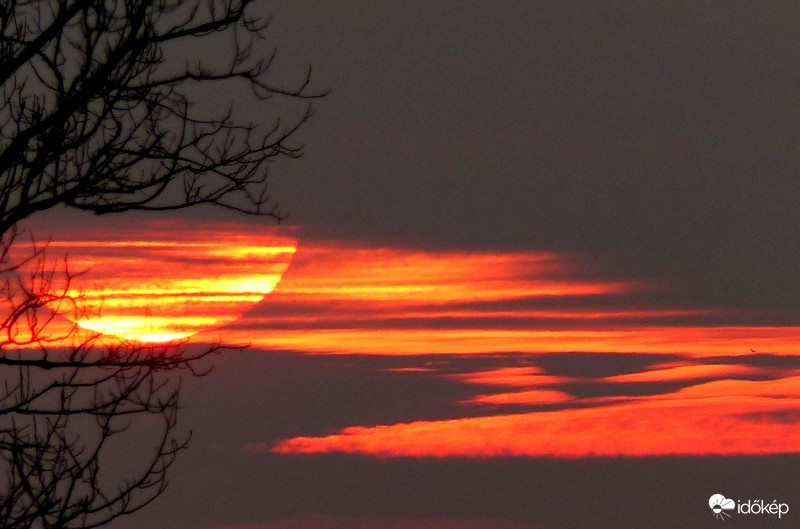 Végül előbukkant napunk...