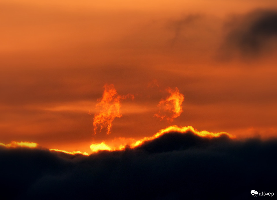 Égi mese: Mára végeztünk, oszoljunk pajtás!