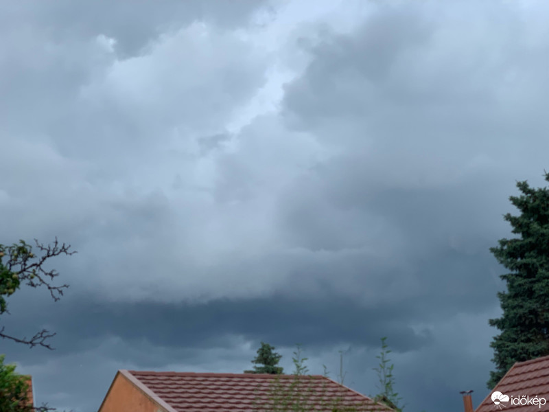 Gyöngyös