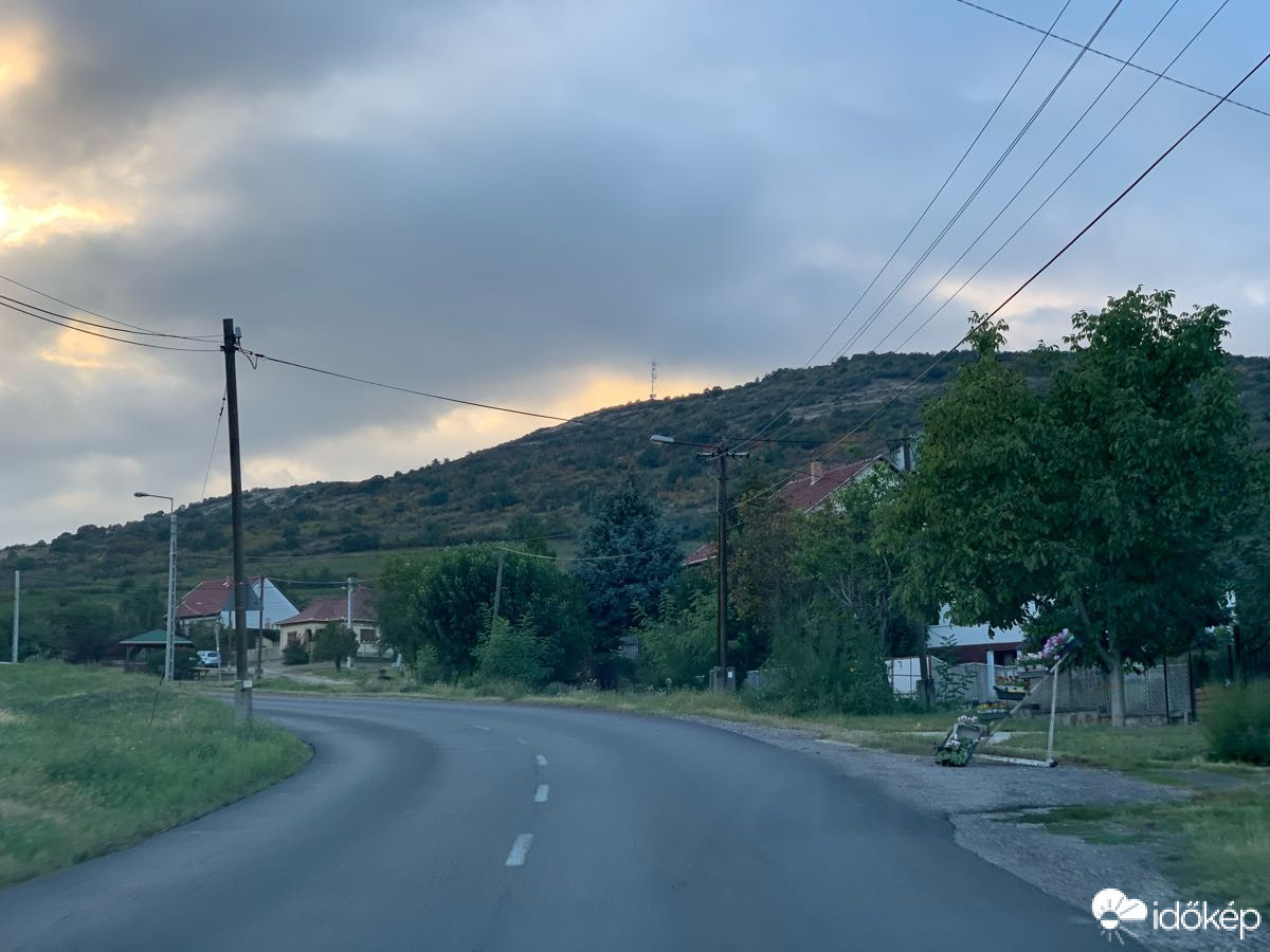 Abasár