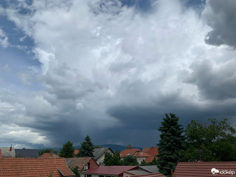 Gyöngyös