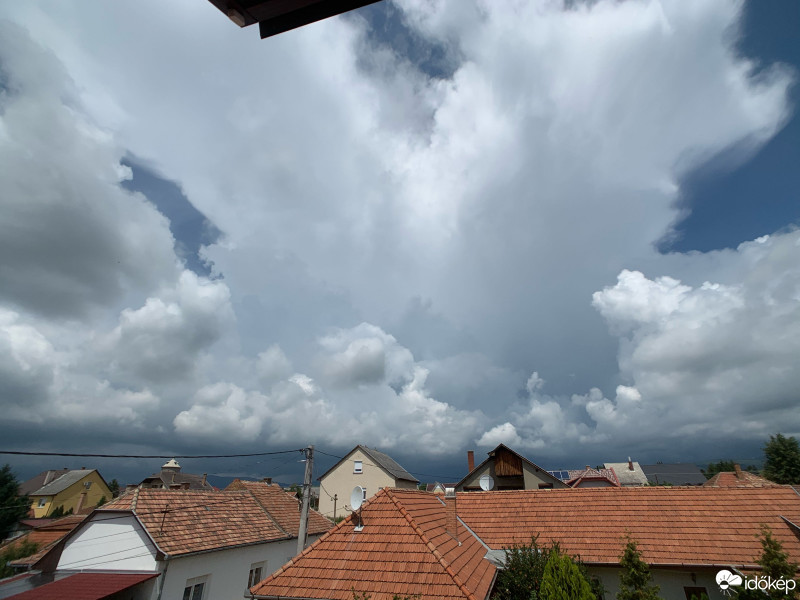 Gyöngyös