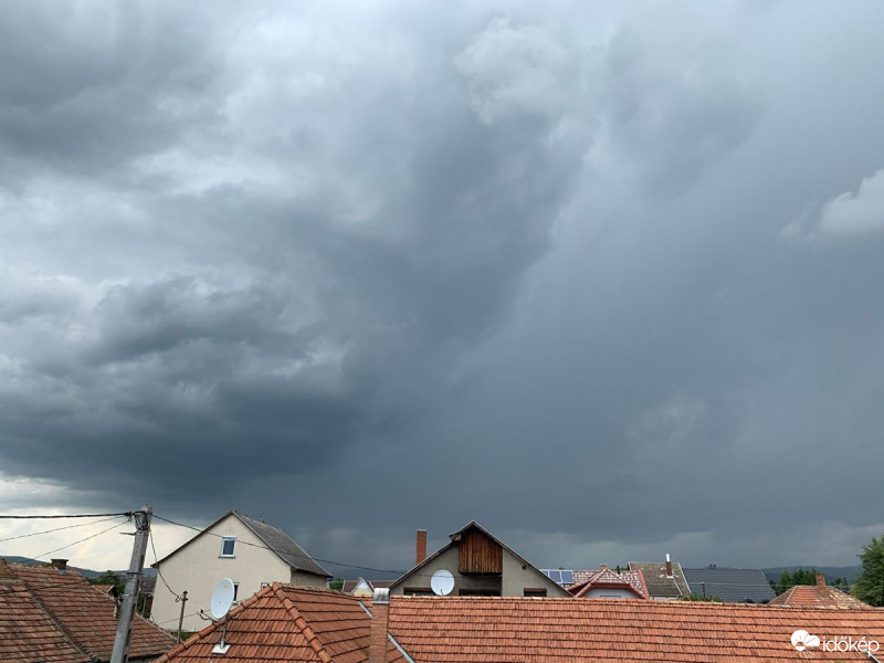 Gyöngyös