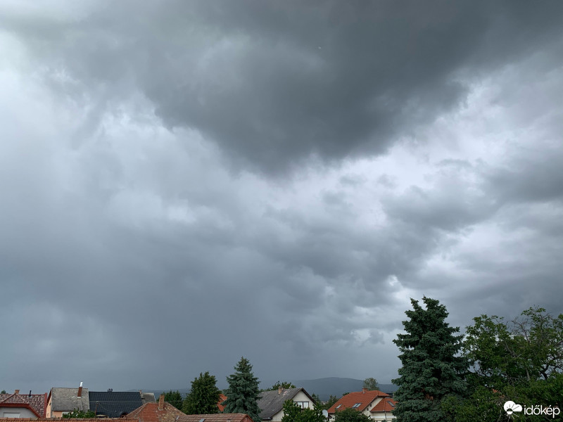 Gyöngyös