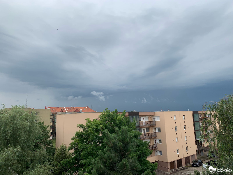Gyöngyös