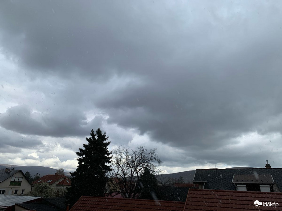 Gyöngyös