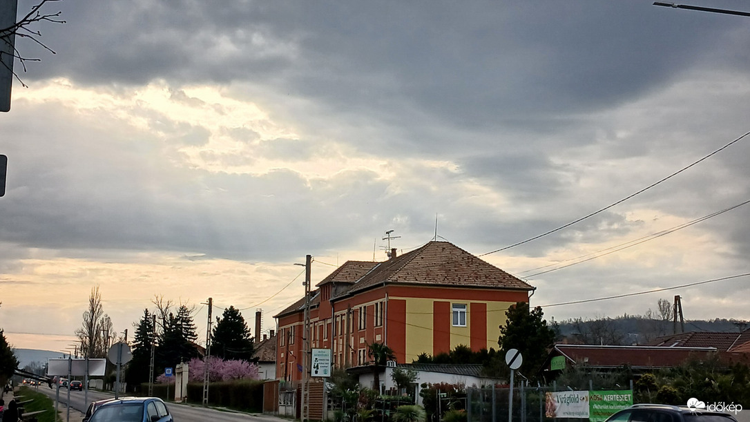 Tokodaltáró