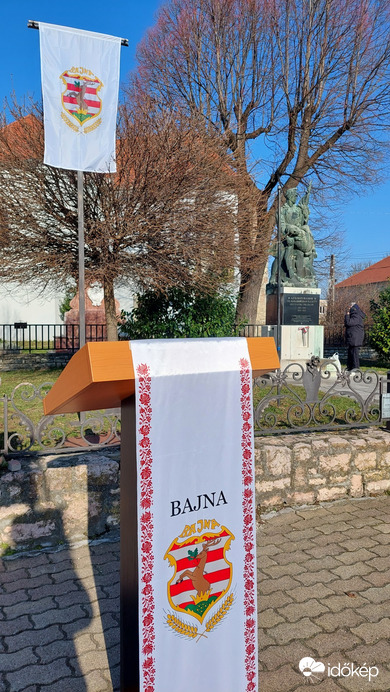 Bajna