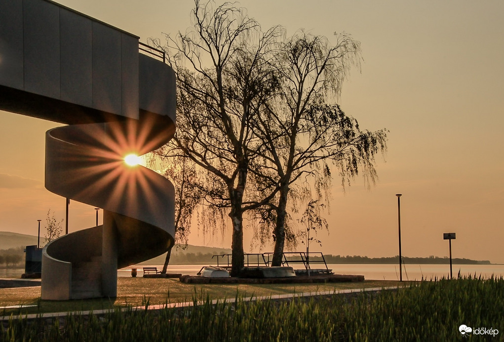 Jó reggelt napfény 