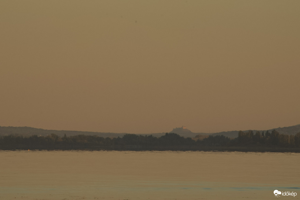 Tiszta időben reggel