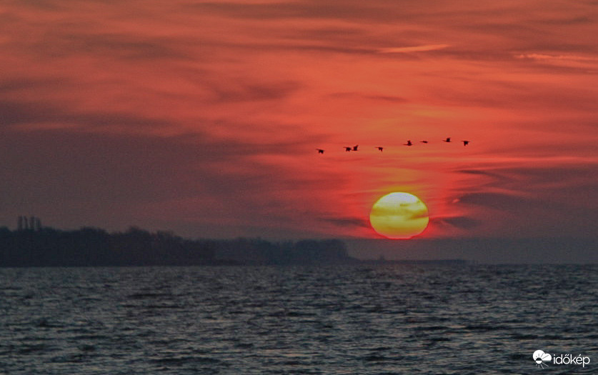 Leültetett a látvány 