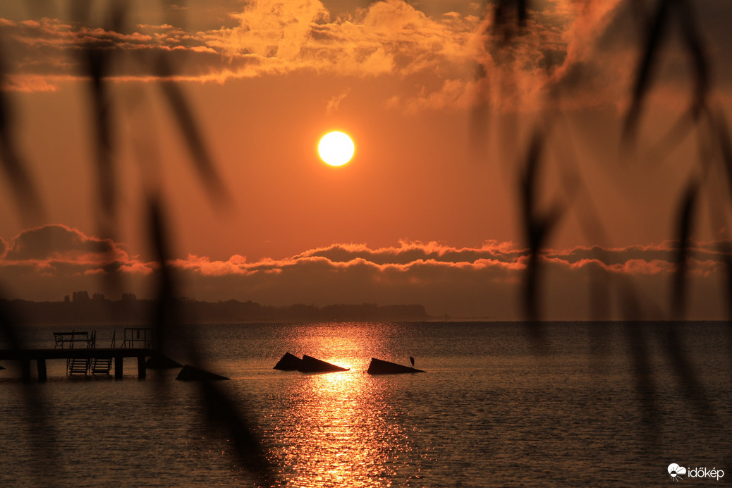 Diszkrét bájjal köszönt be az október 