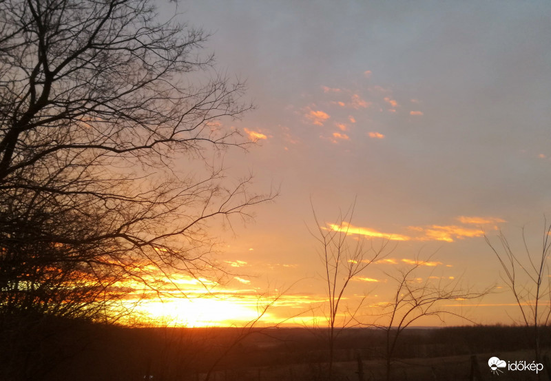 Barátihegyen  ma este