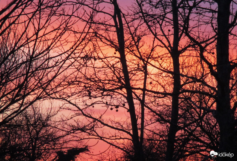 Napnyugta utáni izzás