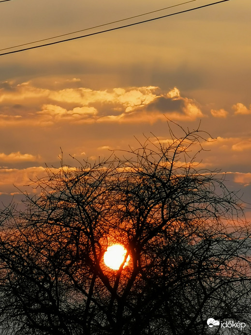 Ma esti naplemente...