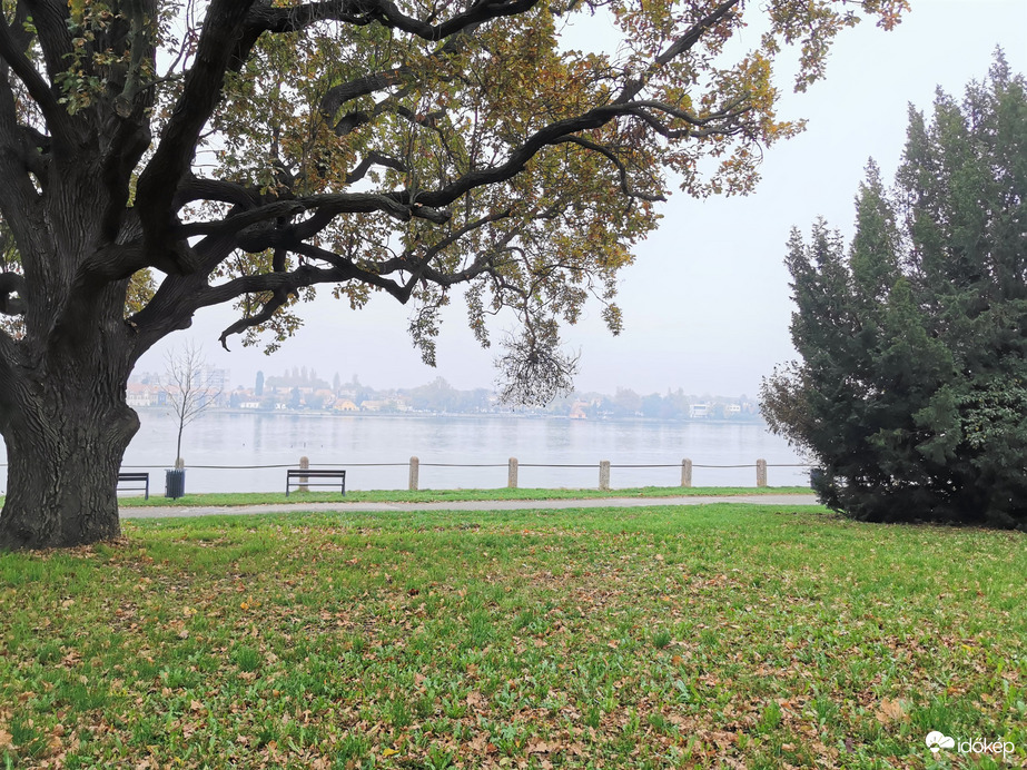 Őszi színek az Öreg-tónál...