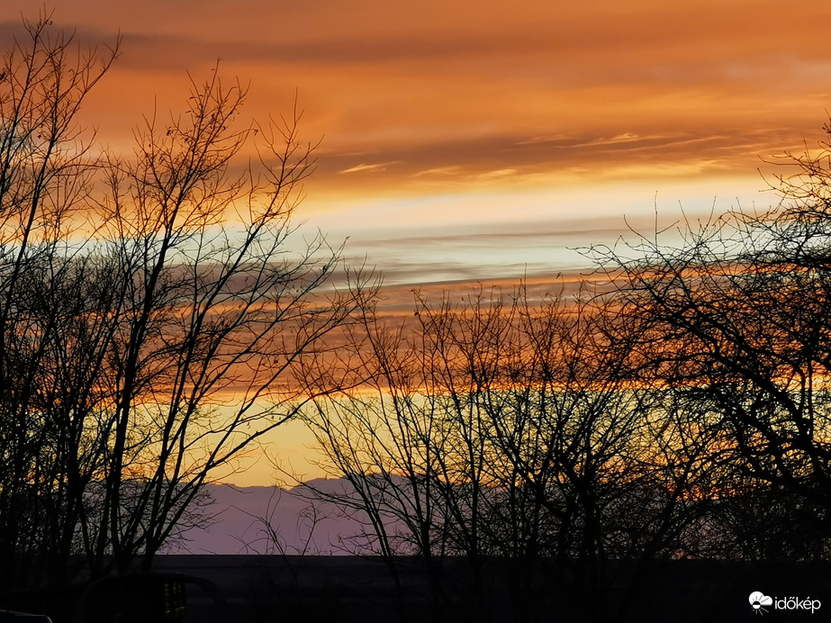 Ma esti naplemente...