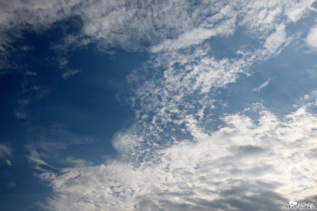 Felhők.