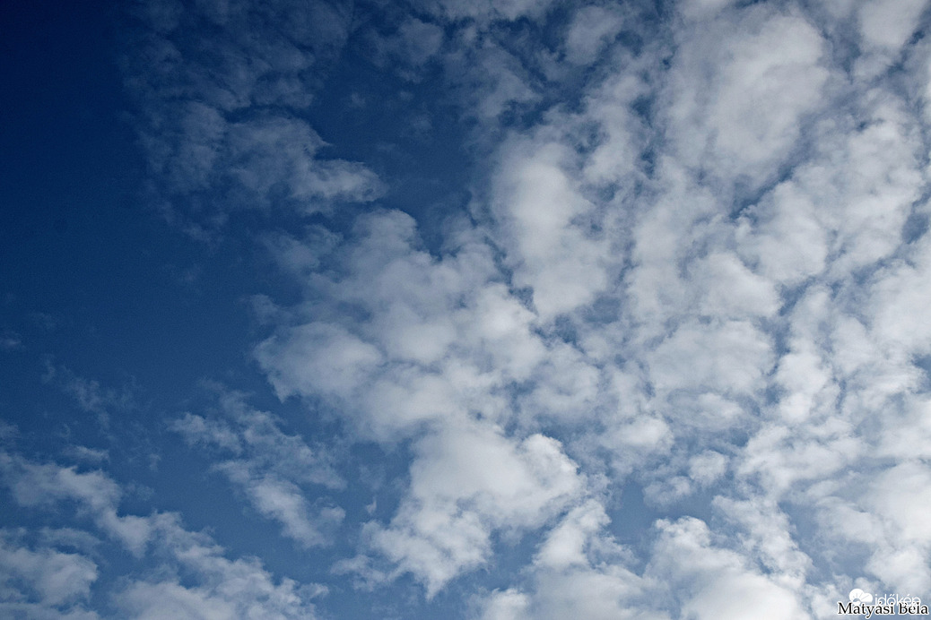 Felhők.