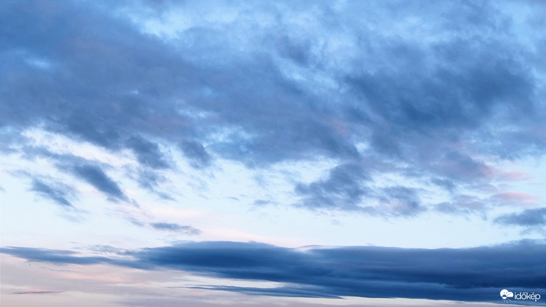 Felhők.