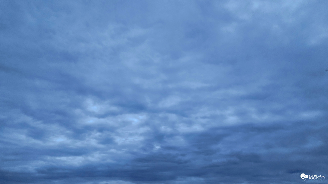 Felhők.