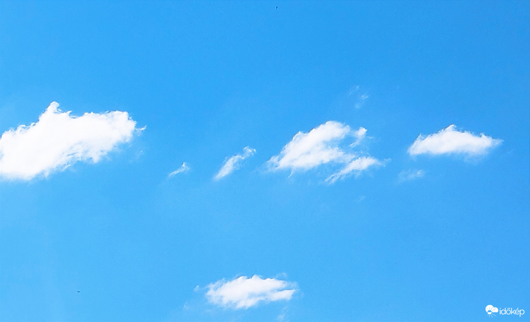 Felhők.