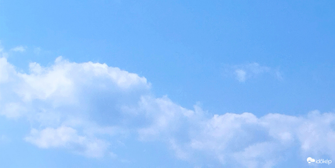 Felhők.