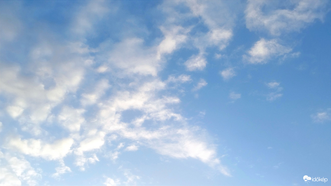 Felhők.