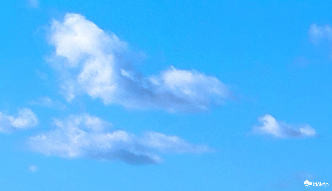 Felhők.