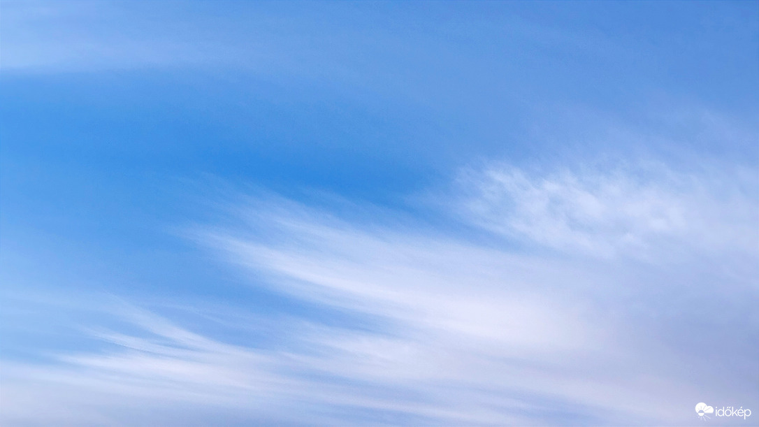 Felhők.