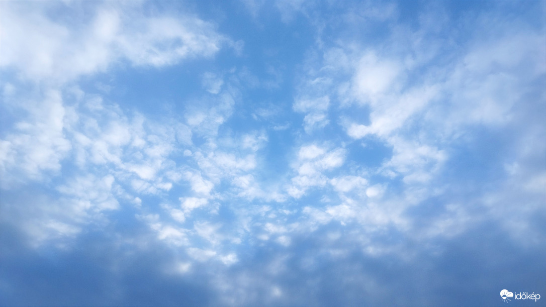 Felhők.