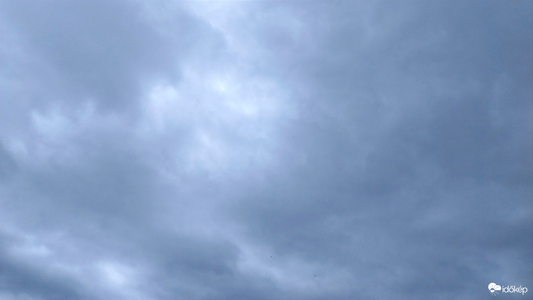 Felhők.
