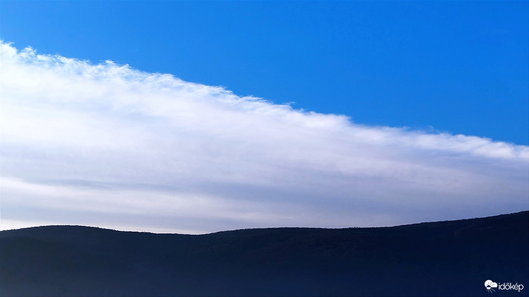 Felhők.