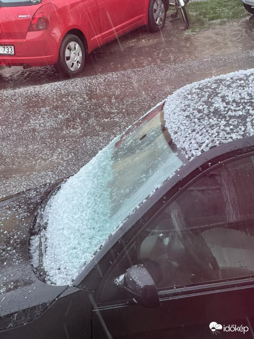 Jégeső Szombathely belvárosában