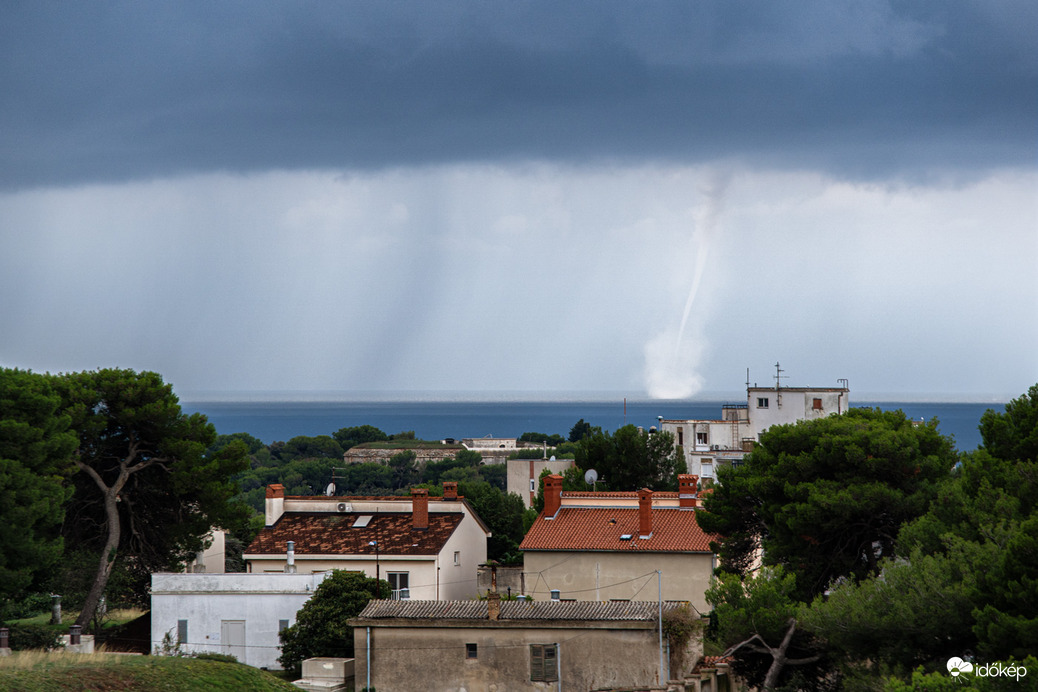 Tromba Pula mellett