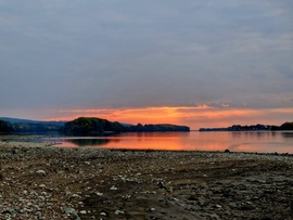 lemenő nap utáni fények