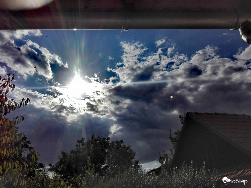 Délutáni gomolyfelhők