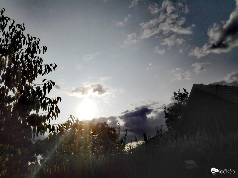 A fényt adó és " ellenségei " !