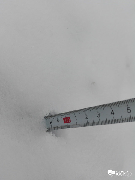 Az év első 8cm hava