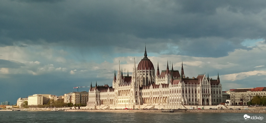 Parlament