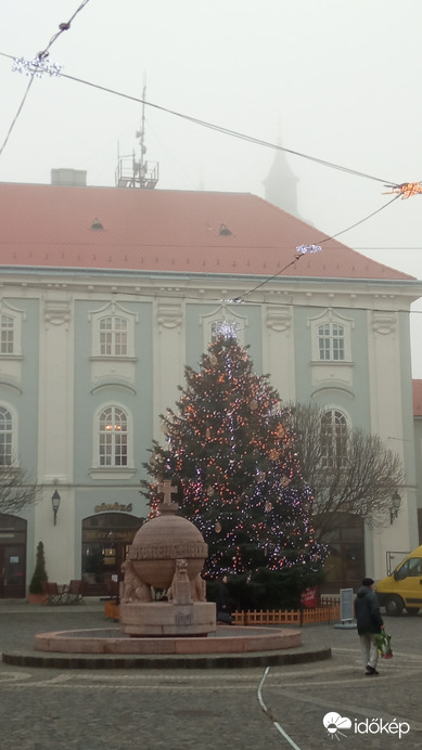 Székesfehérvár ma a ködben